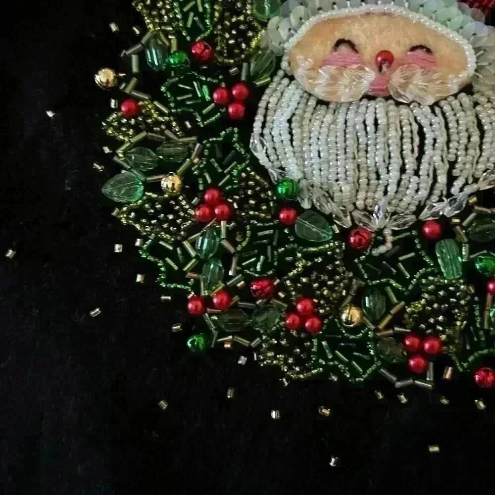 Christmas Sweater Beaded Santa Holly and Jingle Bells Shoulder Pads Size Medium